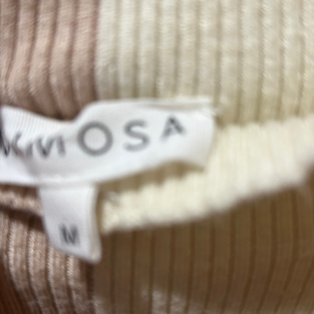 Mimosa Cropped Ribbed Two-Tone Sweater - Picture 2 of 3